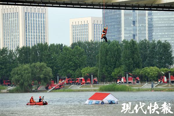南京防汛最新動(dòng)態(tài)與內(nèi)心平靜的探尋之旅
