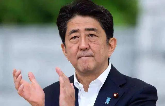 日本新任領(lǐng)導(dǎo)人的背景、重要事件與地位概覽